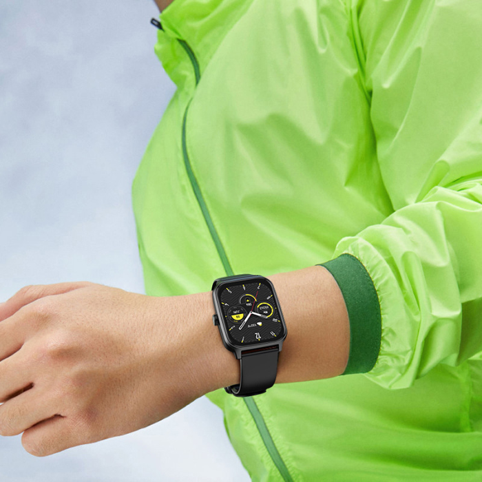 Fitura Pro Watch